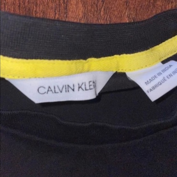 Calvin Klein T-Shirt - Picture 3 of 3